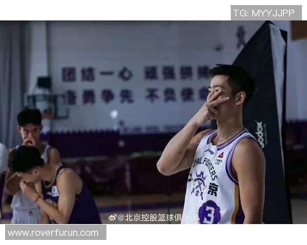 定格帅气瞬间📸 !北控男篮新赛季官拍花絮图集来了!